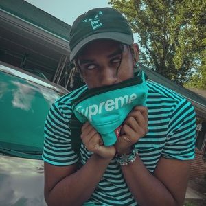 Meet your Posher, Kai